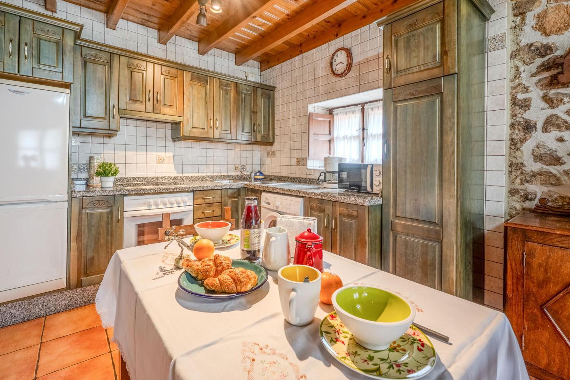 Alojamientos Casa Luisa Puertas  Exteriör bild